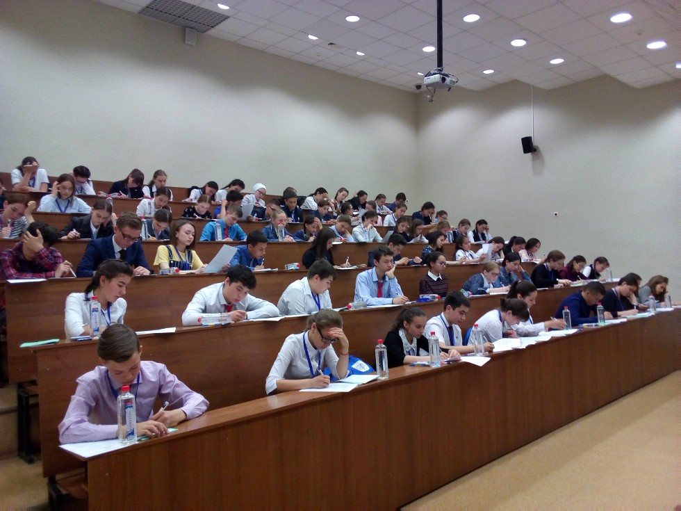 ����  ���������  ���������� ������������� ��������� �� �������� �����