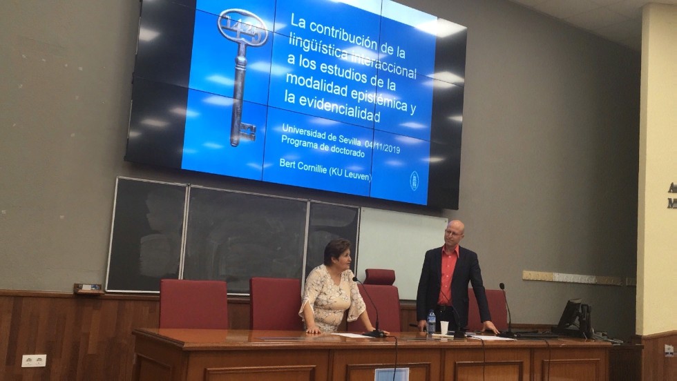 На конференцию в Севилью? На конференцию в Севилью?