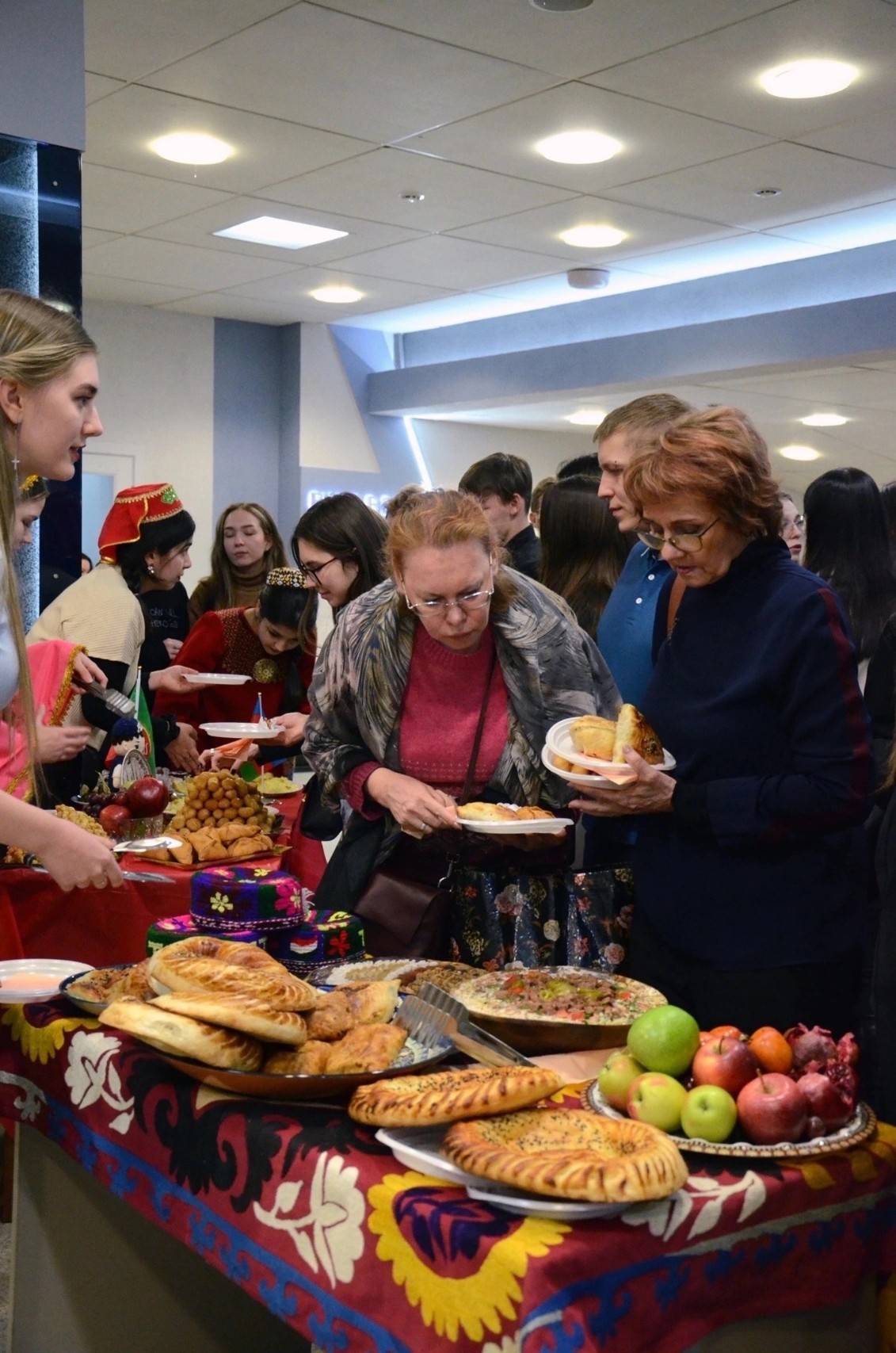 Комитет по работе с иностранными студентами Комитет по работе с иностранными студентами