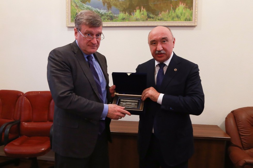 Cooperation Agreement Signed by Kazan University and Kirov Oblast ,Kirov, Kirov Oblast, IFMB, IPE, University CLinic