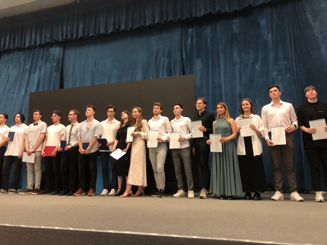 Состоялась церемония вручения дипломов выпускникам бакалавриата и магистратуры 2023 Высшей школы ИТИС Состоялась церемония вручения дипломов выпускникам бакалавриата и магистратуры 2023 Высшей школы ИТИС