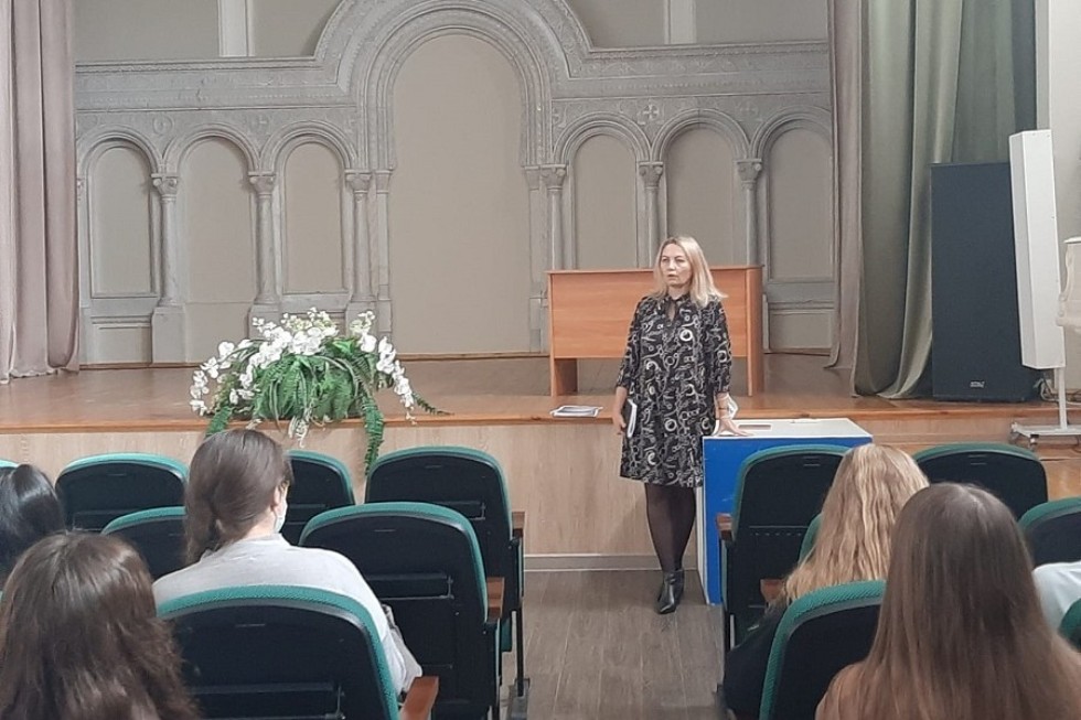 Прошла встреча студентов отделения иностранных языков с заведующим отделения Прошла встреча студентов отделения иностранных языков с заведующим отделения