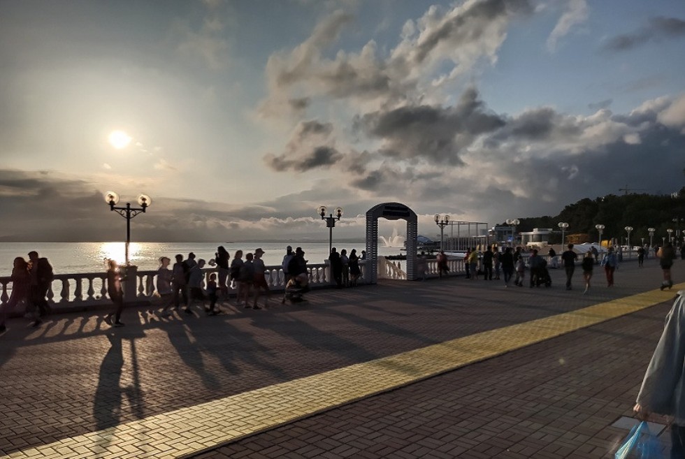 Международная школа-конференция 'Комплексный анализ и его приложения' Международная школа-конференция 'Комплексный анализ и его приложения'