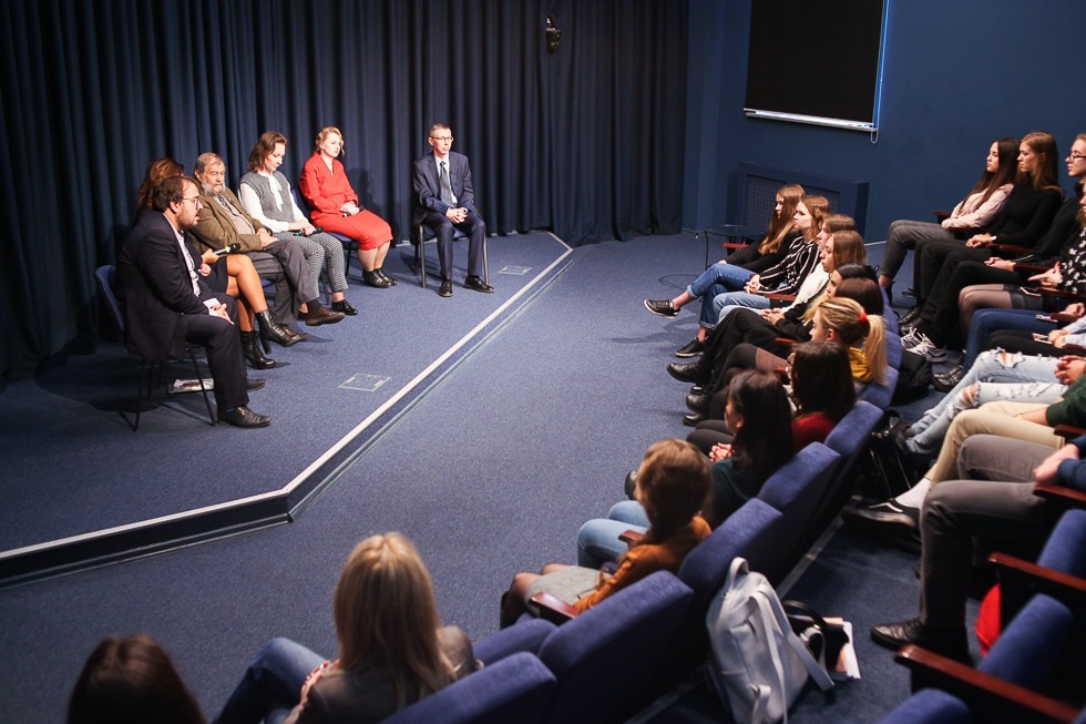 � ��� ����� ���� ������ IX ������������� ����� '����� � ���������������� ����'