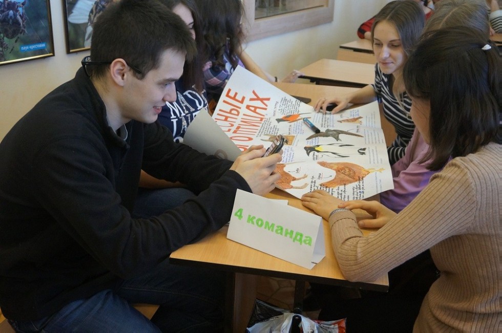 ���� ����