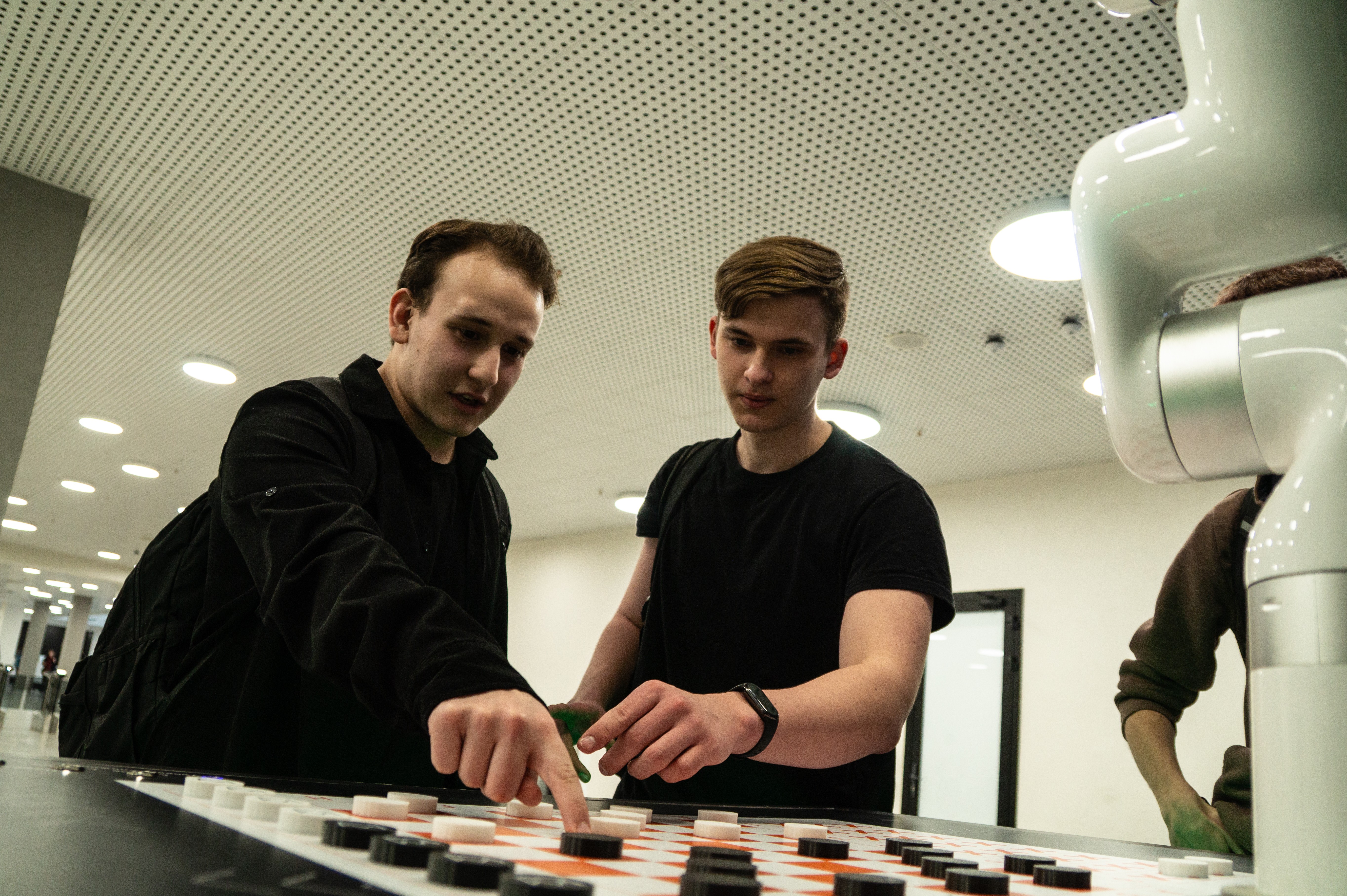 �������� ���� ������� ������� � �������� ������� ������ ���������� � ��������������� ��-�������� ��