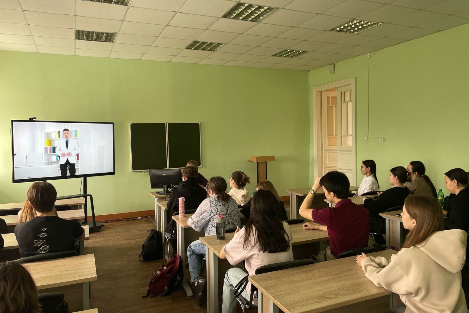 Прошел кураторский час, посвященный Всемирному дню памяти жертв СПИДа Прошел кураторский час, посвященный Всемирному дню памяти жертв СПИДа