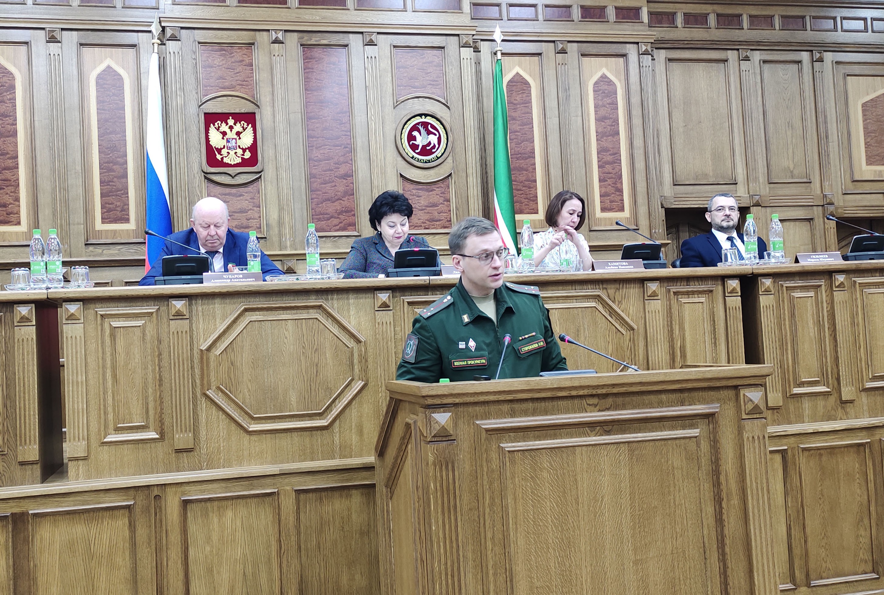 Представители Лиги женщин и Совета ветеранов КФУ приняли участие в семинаре Госсовета Представители Лиги женщин и Совета ветеранов КФУ приняли участие в семинаре Госсовета