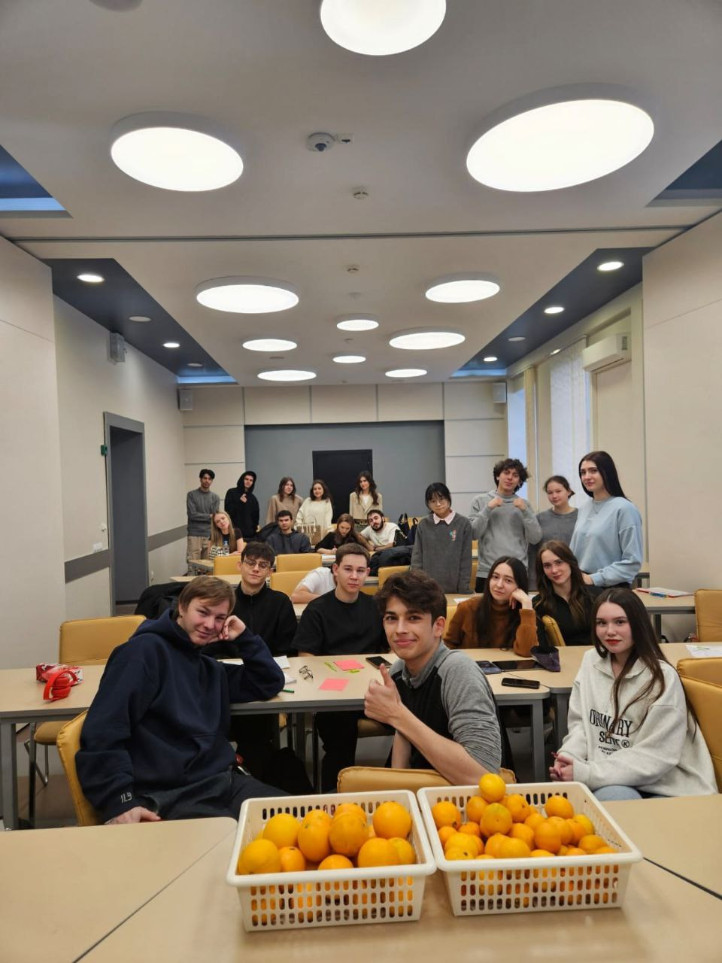 Кураторский час с благотворительным фондом 'Альпари' Кураторский час с благотворительным фондом 'Альпари'