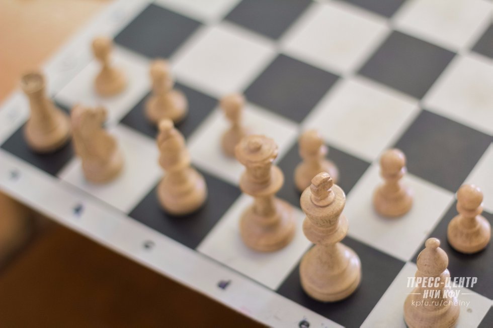 ��� � ���