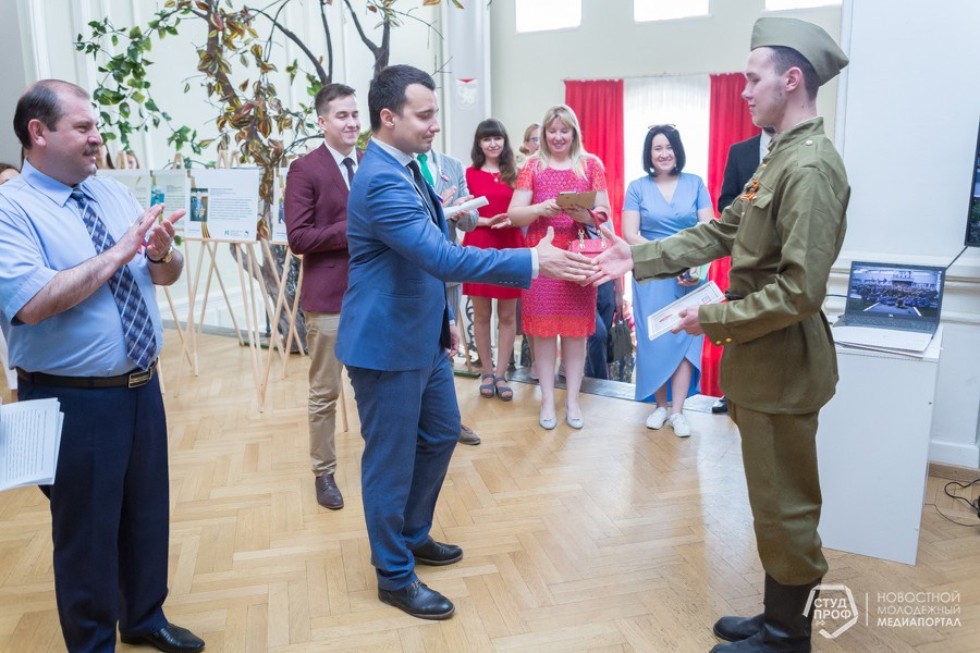 В КФУ обсудили современные подходы к гражданско-патриотическому воспитанию молодежи в студенческой среде В КФУ обсудили современные подходы к гражданско-патриотическому воспитанию молодежи в студенческой среде