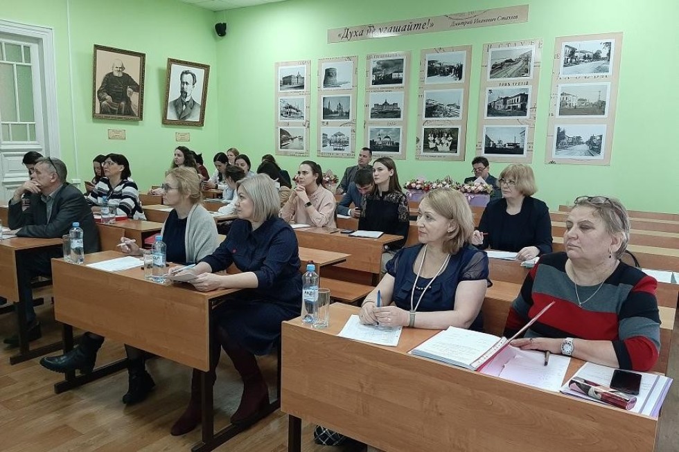 Новая веха в истории факультета иностранных языков Новая веха в истории факультета иностранных языков