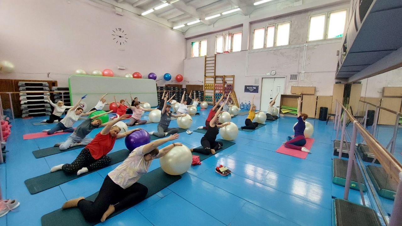 Производственная гимнастика в рамках Всемирного Дня здоровья Производственная гимнастика в рамках Всемирного Дня здоровья