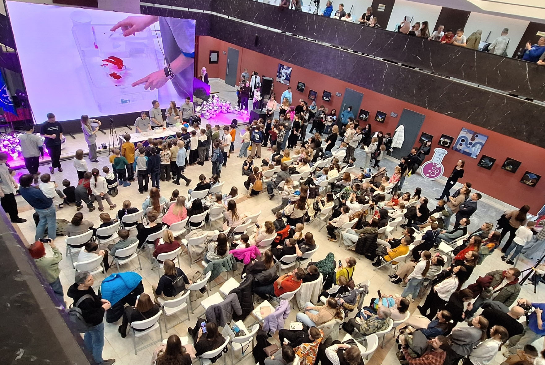 XIX 'PROнаука' в КФУ: вечер, когда оживали супергерои науки XIX 'PROнаука' в КФУ: вечер, когда оживали супергерои науки