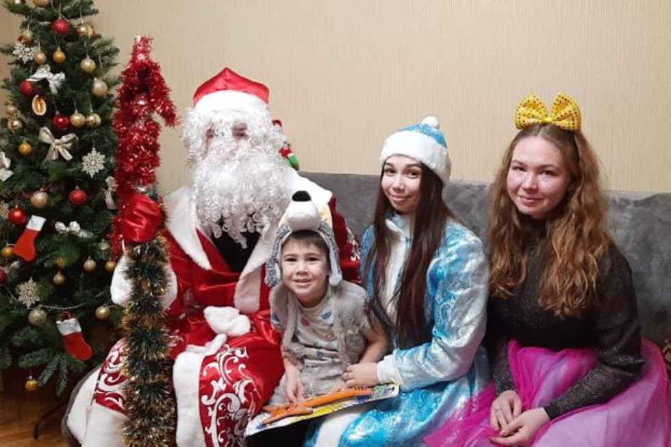 'Праздник в каждый дом': поздравление с Новым годом 'Праздник в каждый дом': поздравление с Новым годом