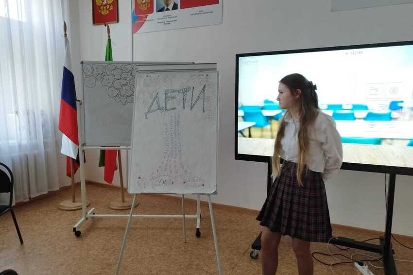 Лекции, тренинг, квиз, подготовка к ЕГЭ: в Бугульме прошли занятия психолого-педагогических классов Лекции, тренинг, квиз, подготовка к ЕГЭ: в Бугульме прошли занятия психолого-педагогических классов