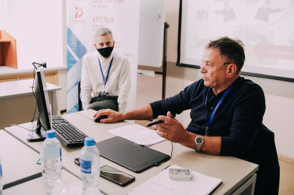 ��������� ������ XIII ������������� ������-������������ ����������� '������ ? �����: ������� � ��������'