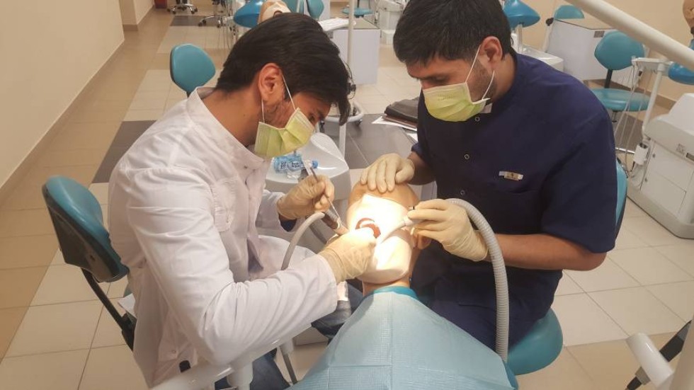 Курсы 'Дентальная имплантология (НМО)', прошедшие с 15 по 22 ноября 2017 г. Курсы 'Дентальная имплантология (НМО)', прошедшие с 15 по 22 ноября 2017 г.