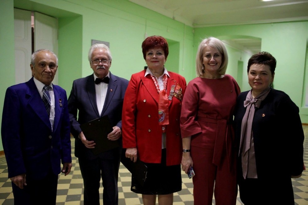 �� ������������� ����������� � ���������� ��������� ��� �������� 100-����� �����