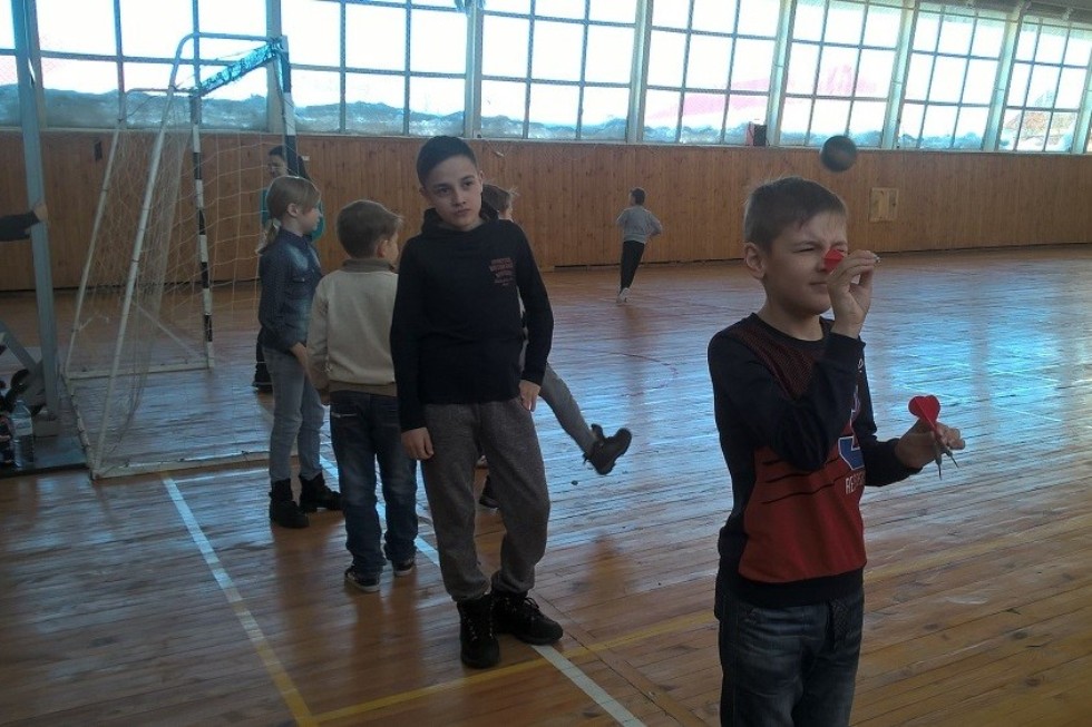 ����� ������������ ��������� �� ���� � �����