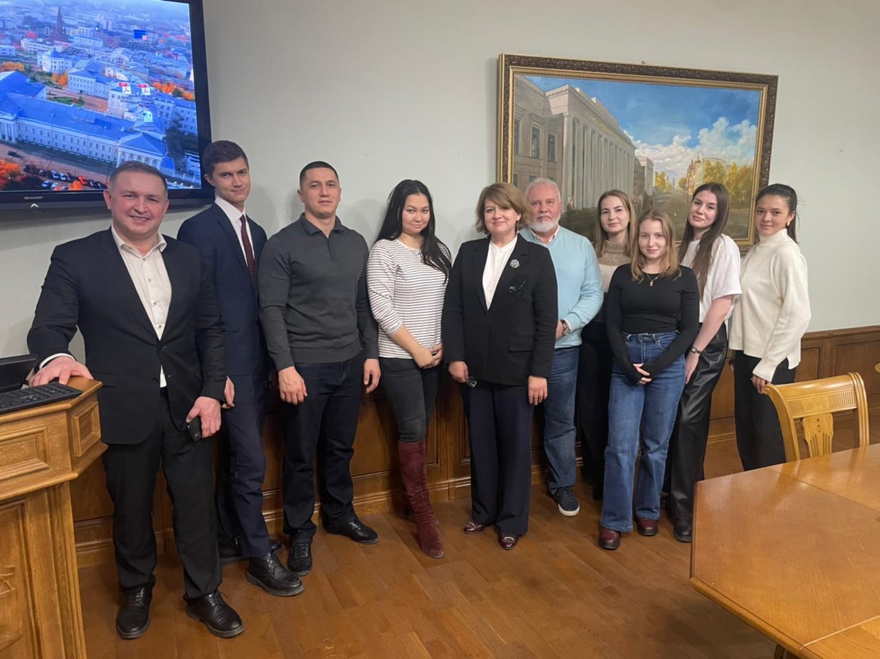 Лекция С.В. Мешалкина на юридическом факультете КФУ Лекция С.В. Мешалкина на юридическом факультете КФУ