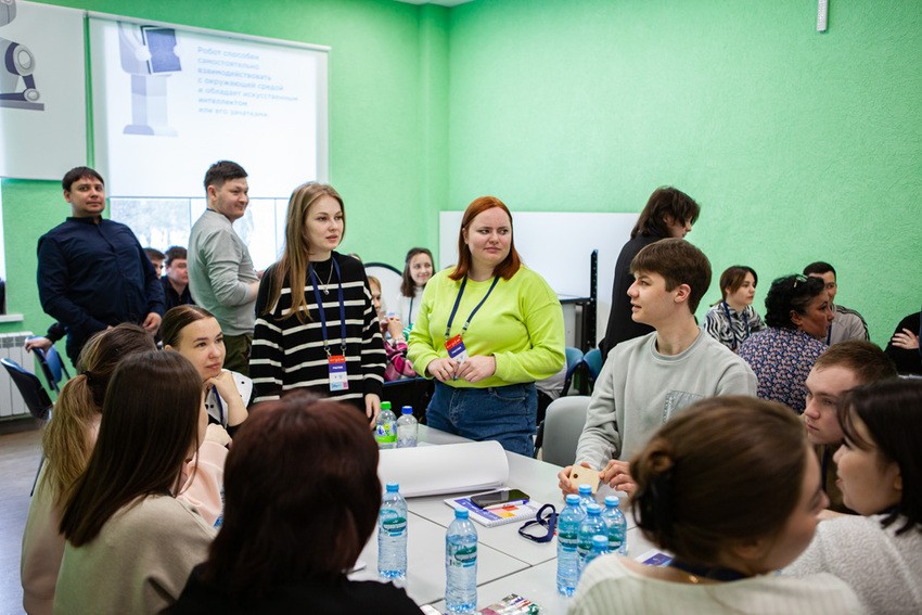 Трендвотчинг и генерация бизнес-идей на тренингах в Елабужском институте Трендвотчинг и генерация бизнес-идей на тренингах в Елабужском институте