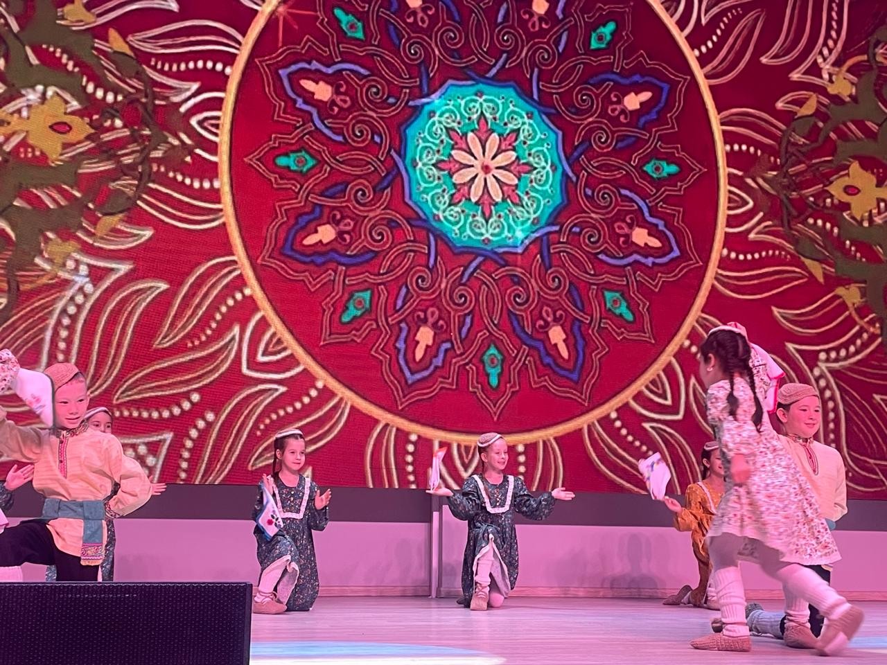 Форум 'Воспитатели России' в Казани: преемственность ценностей в эпоху цифровой трансформации Форум 'Воспитатели России' в Казани: преемственность ценностей в эпоху цифровой трансформации