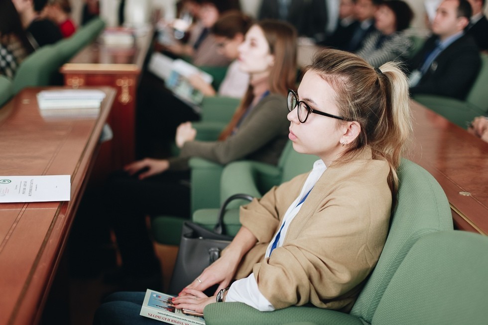 �������� ������������ � ������ � ���� ��������� � ���