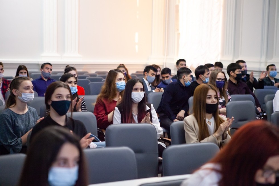 ����������� ������ ����������� � ��������� ������ � ���������� ��������� ���