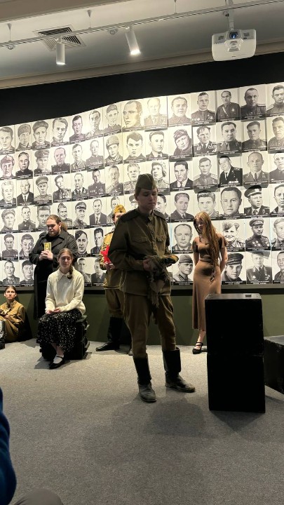 Студенты 17.1-319 группы посетили Музей-мемориал Великой Отечественной войны и спектакль по письмам фронтовиков Студенты 17.1-319 группы посетили Музей-мемориал Великой Отечественной войны и спектакль по письмам фронтовиков