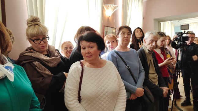 Вальс жизни в доме Левушки Толстого Вальс жизни в доме Левушки Толстого