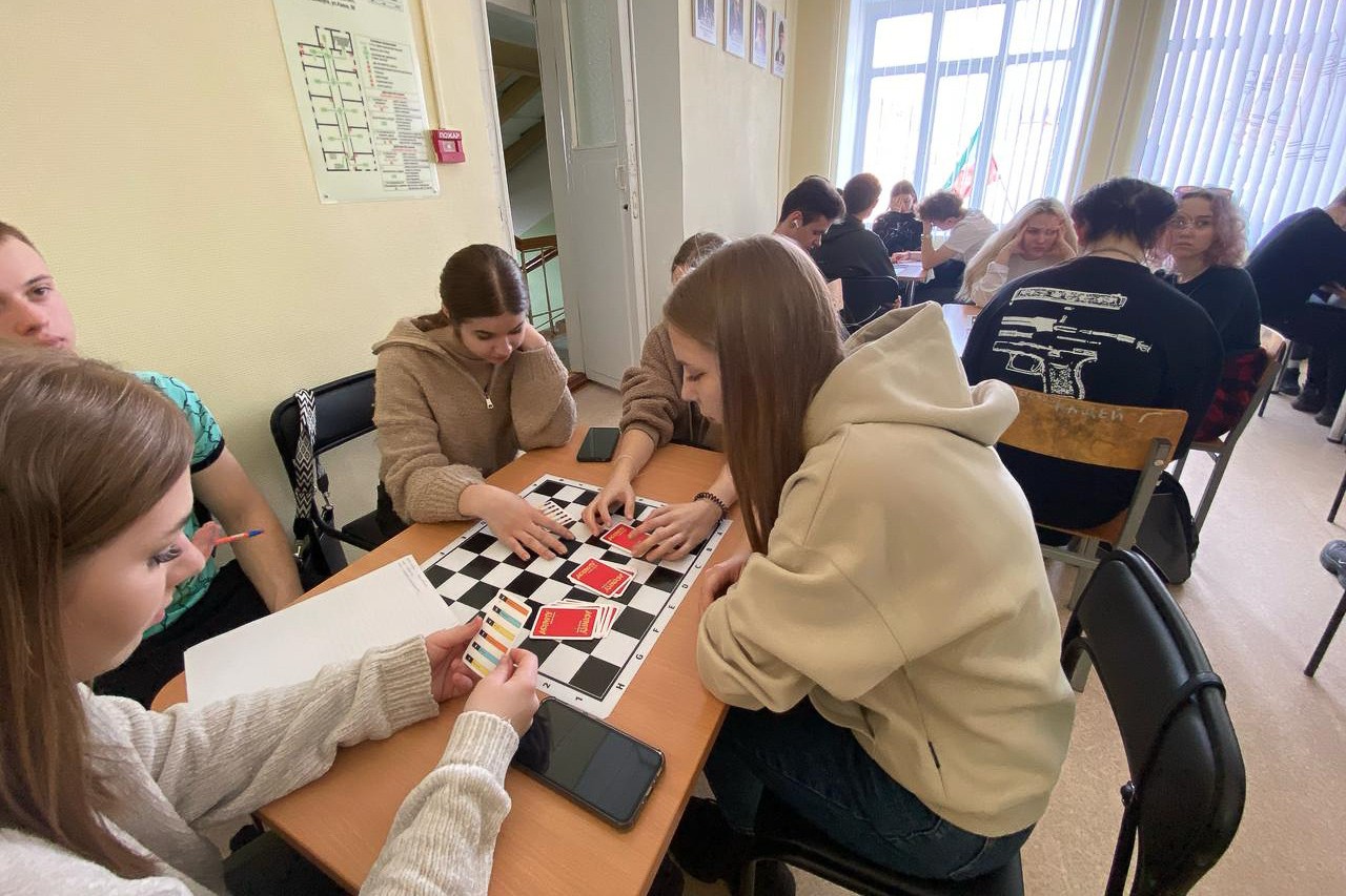 Старшеклассники из Лисичанска познакомились с образовательными возможностями отделения психологии и педагогики Старшеклассники из Лисичанска познакомились с образовательными возможностями отделения психологии и педагогики