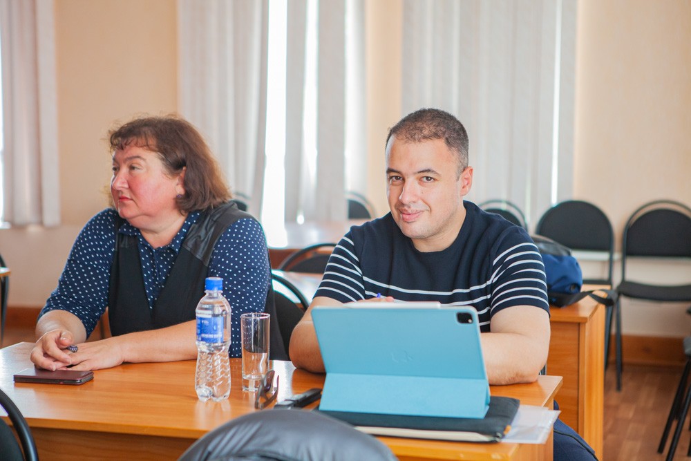 Махмутовские чтения продолжились работой секций Махмутовские чтения продолжились работой секций