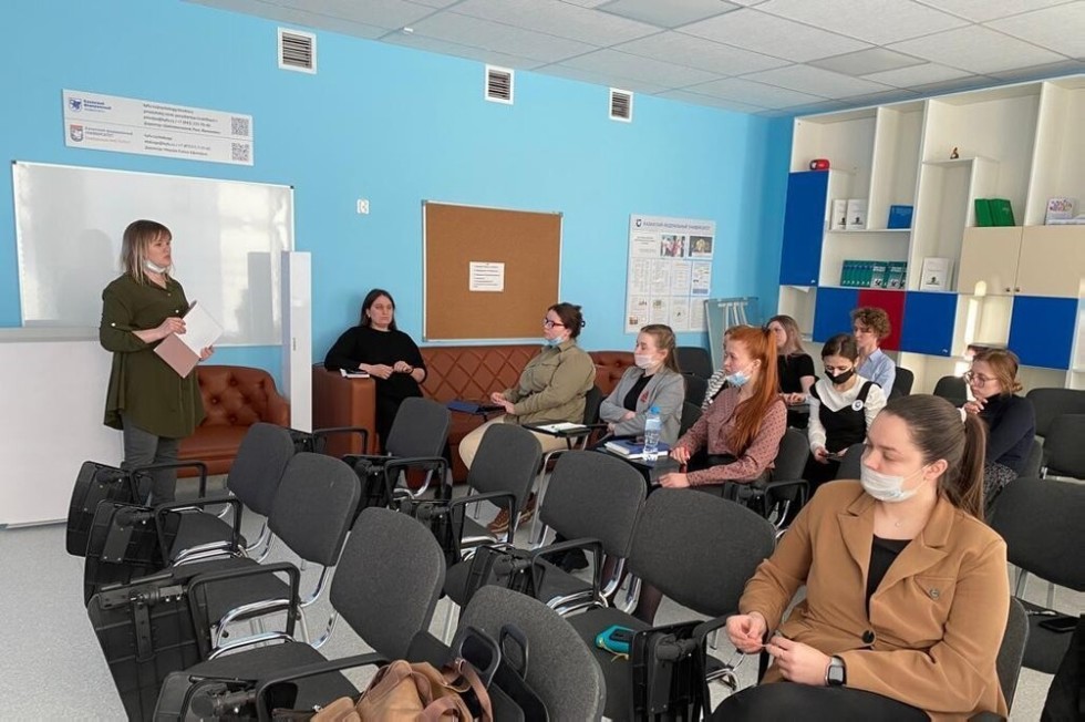 Развиваем эмоциональный интеллект Развиваем эмоциональный интеллект