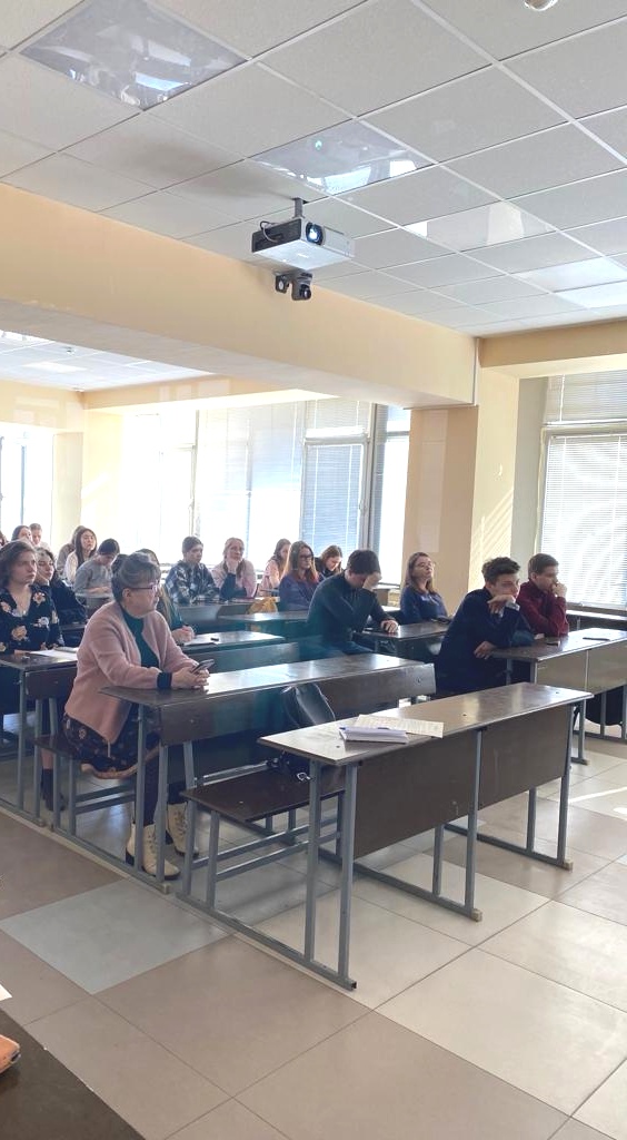 Студенты-социологи выступили на Итоговой научно-образовательной конференции Студенты-социологи выступили на Итоговой научно-образовательной конференции