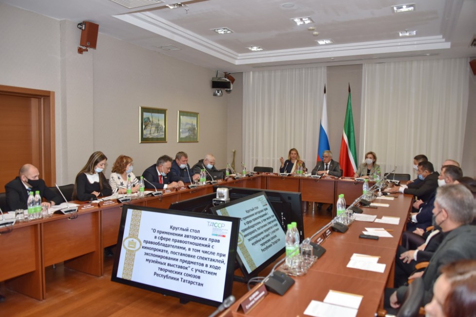 О применении авторских прав в сфере правоотношений с правообладателями, в том числе при кинопрокате, постановке спектаклей, экспонировании предметов в ходе музейных выставок О применении авторских прав в сфере правоотношений с правообладателями, в том числе при кинопрокате, постановке спектаклей, экспонировании предметов в ходе музейных выставок