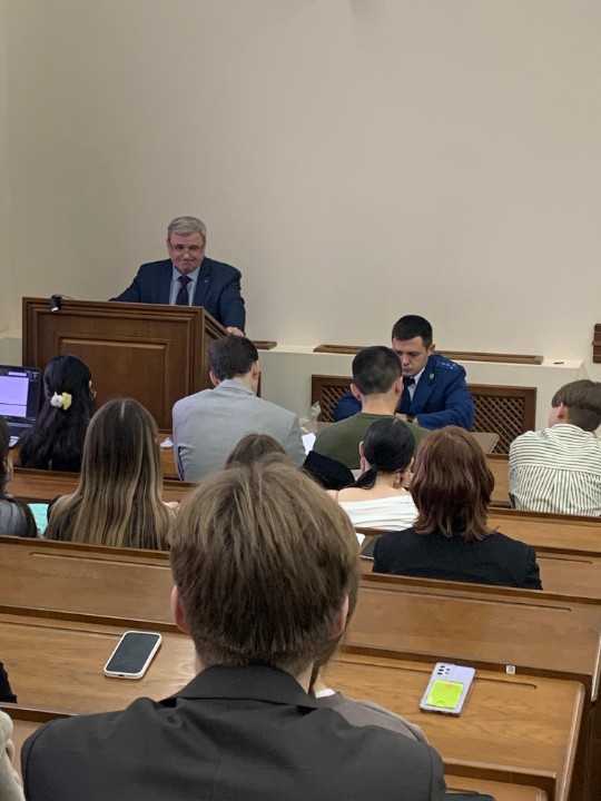 Встречи Центра практик Юридического факультета КФУ с представителями работодателей Встречи Центра практик Юридического факультета КФУ с представителями работодателей