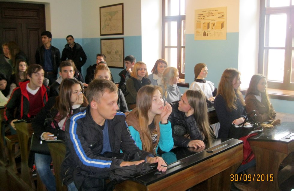 ��������� � �����-���������� ������-���� �������