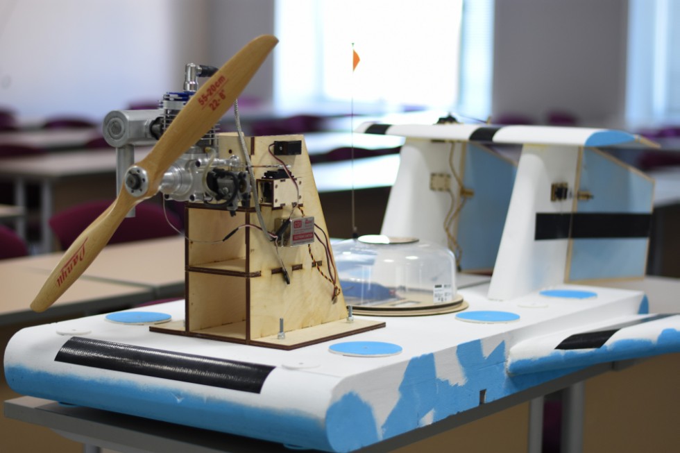 ����� ��������� ���� ������������� 