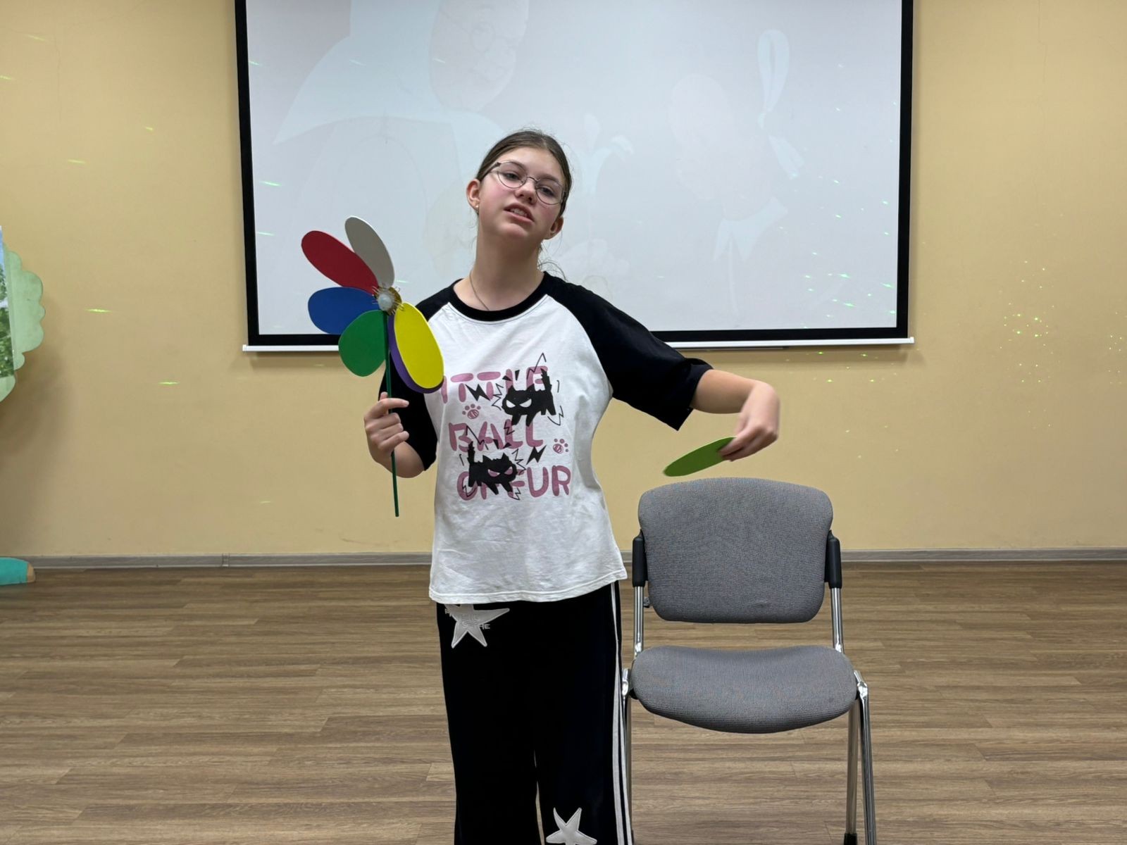 Репетиции в детском театре КФУ 'Радуга' продолжаются Репетиции в детском театре КФУ 'Радуга' продолжаются