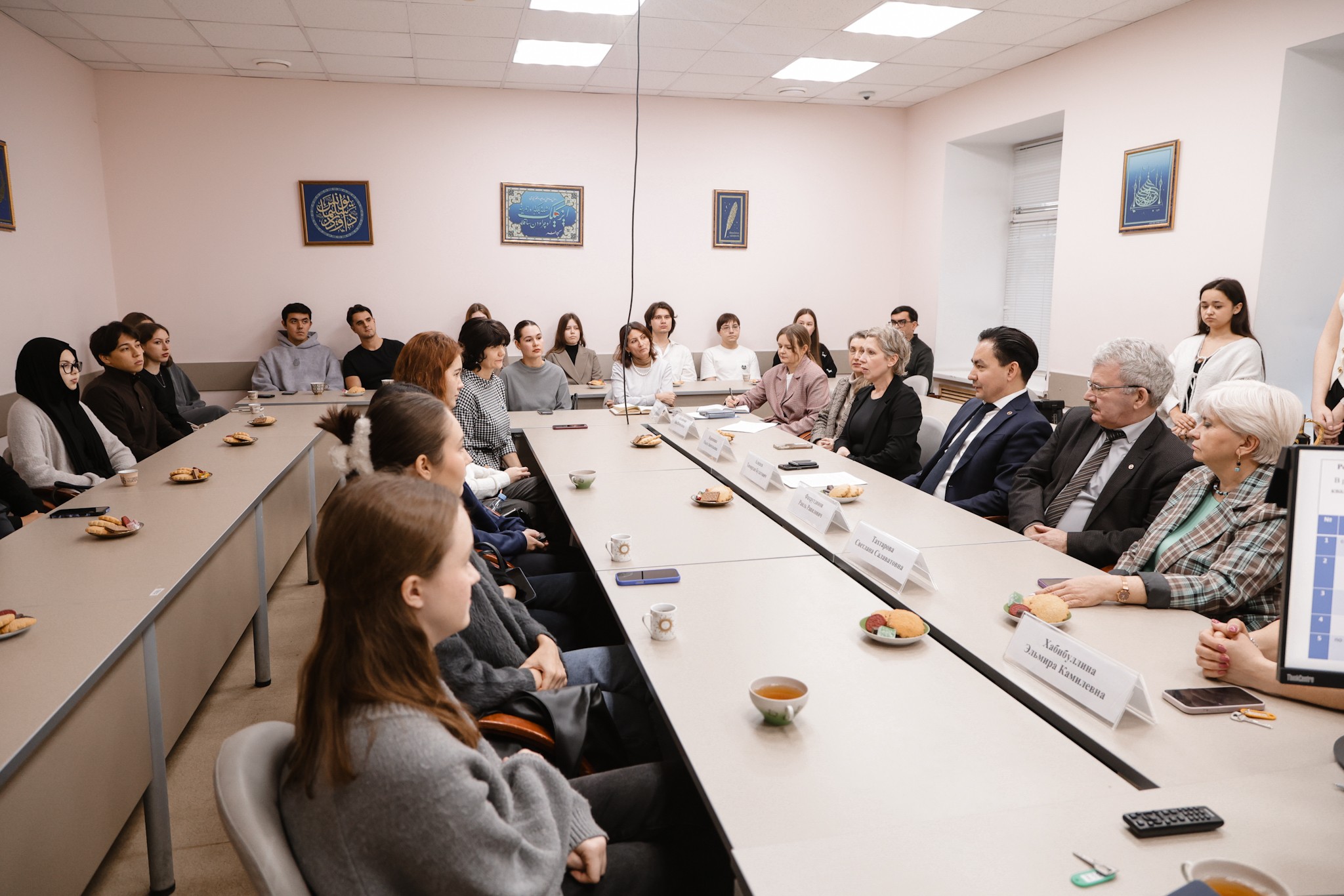 Встреча по вопросам академической мобильности прошла в ИМОИиВ Встреча по вопросам академической мобильности прошла в ИМОИиВ