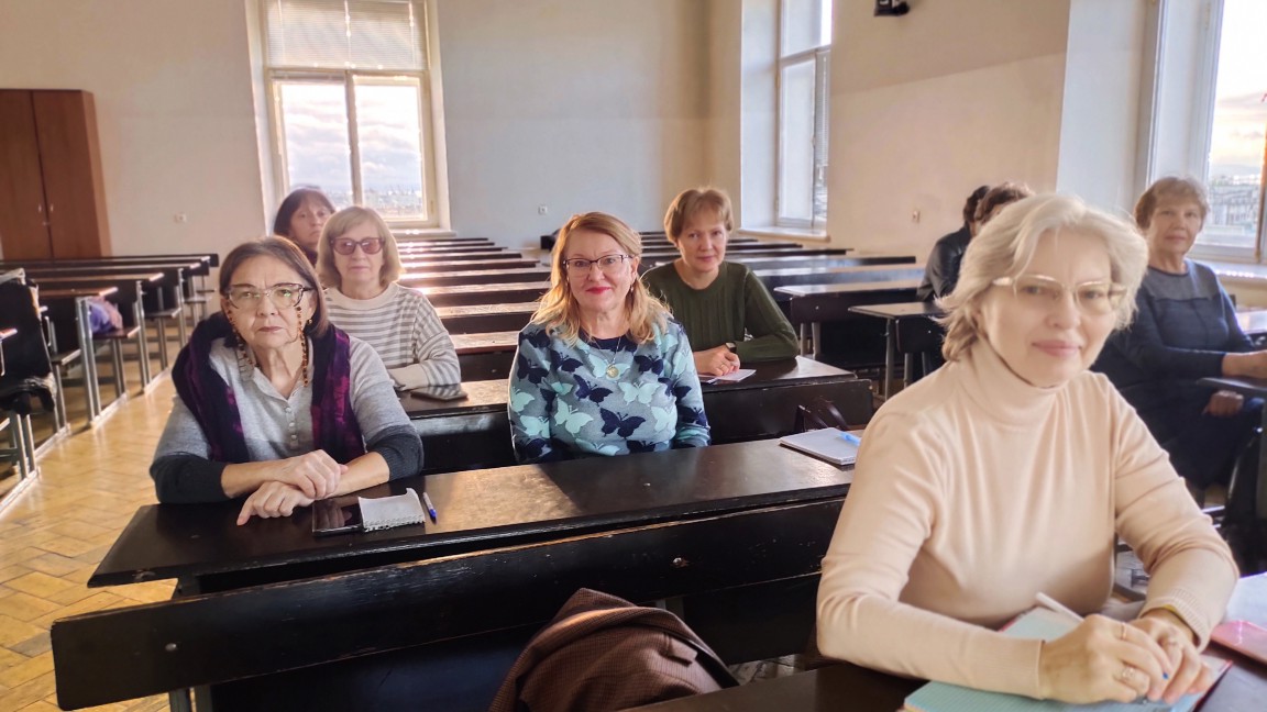 Слушатели Университета третьего возраста пополняют свой багаж знаний по финансовой грамотности Слушатели Университета третьего возраста пополняют свой багаж знаний по финансовой грамотности