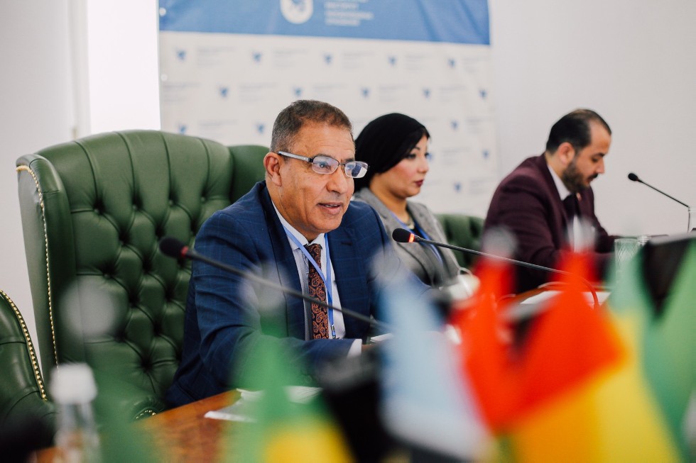 ������ �� �������������� ������ � ������ ��������� � ���