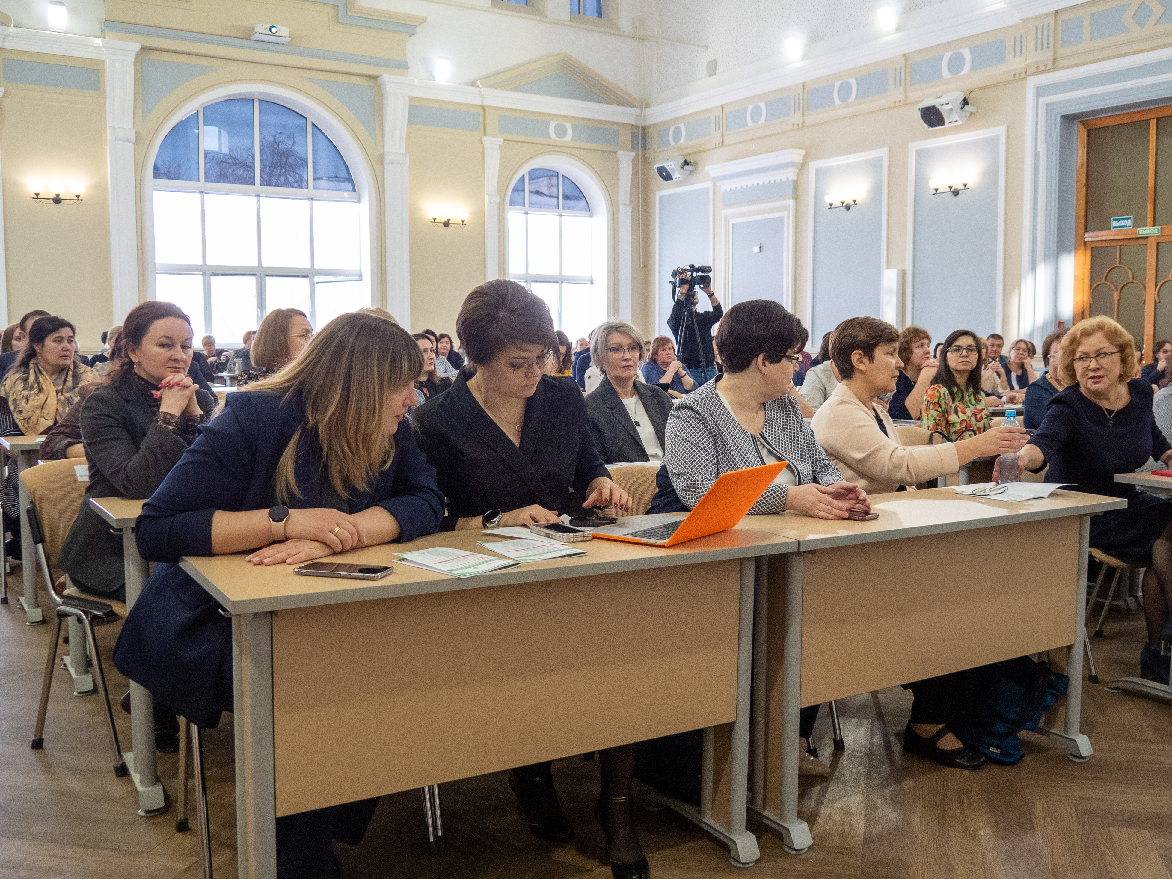 ������� ������ ������������