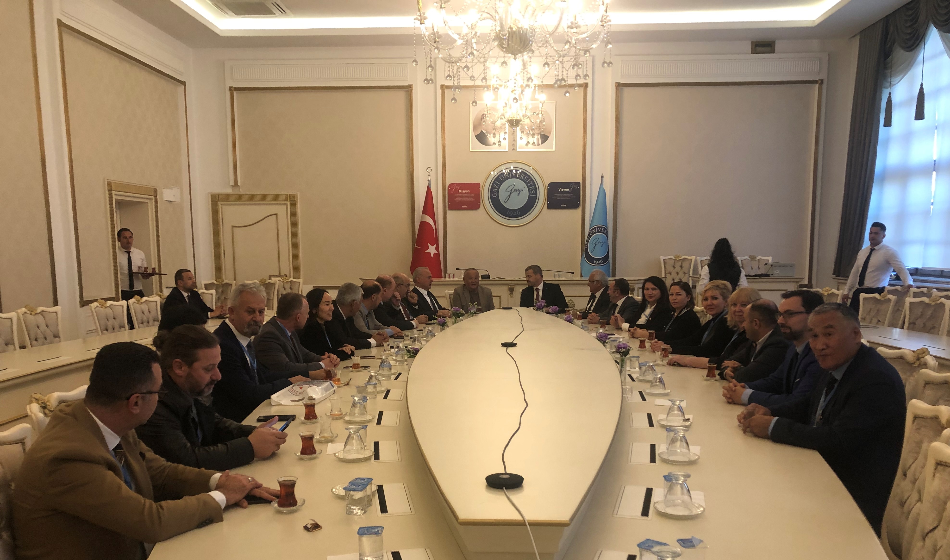 �ө��� �ө��� ������� �ә��ә� ������ 21 ��� �������� ��������