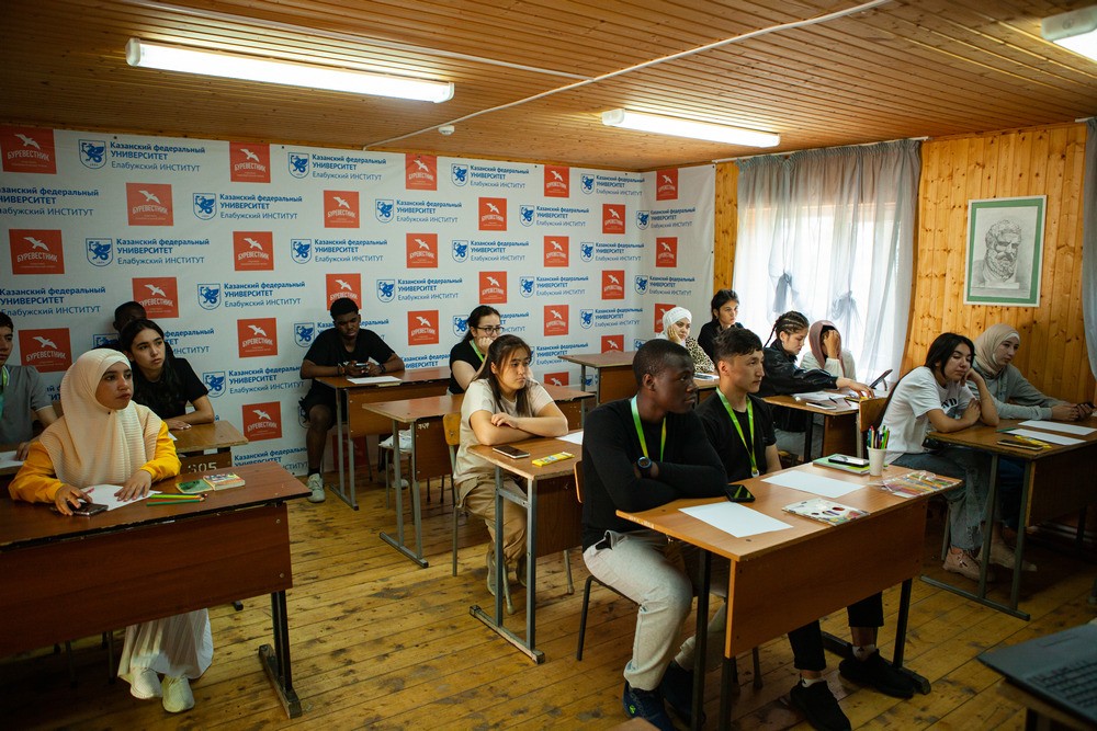 В 'Буревестнике' прошли мастер-классы для иностранных студентов В 'Буревестнике' прошли мастер-классы для иностранных студентов