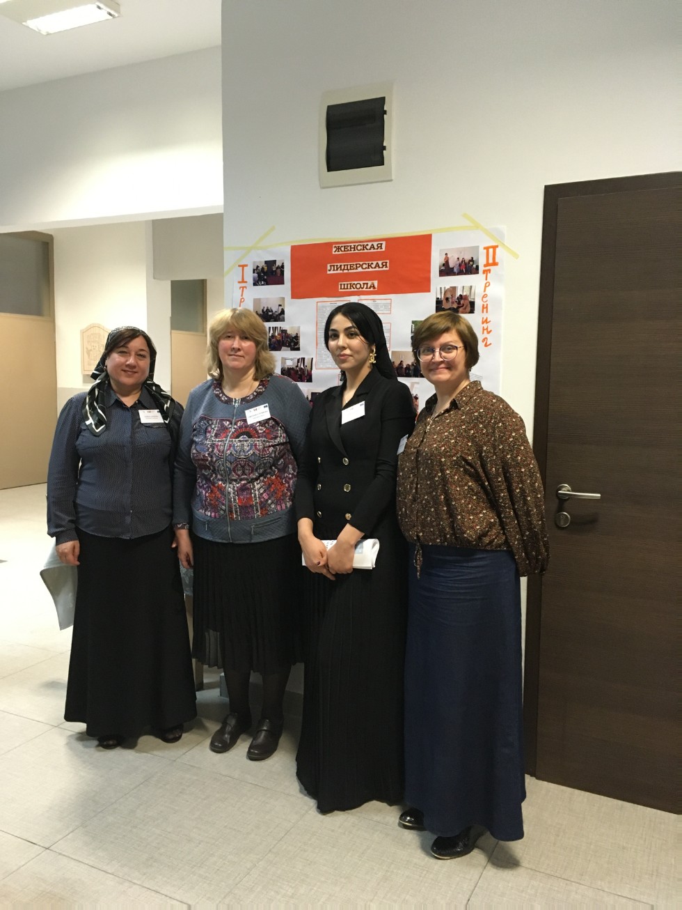 ����������