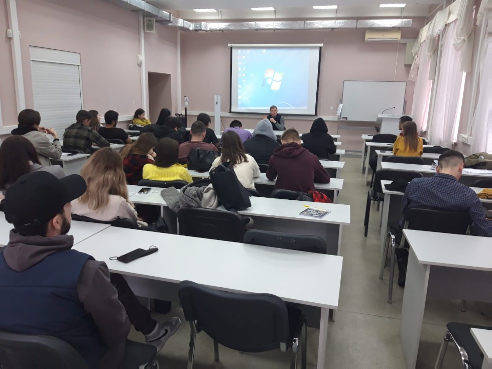 19 ������ ���� ������� � ���������� ���������� �������-������������ �������������� ������������.