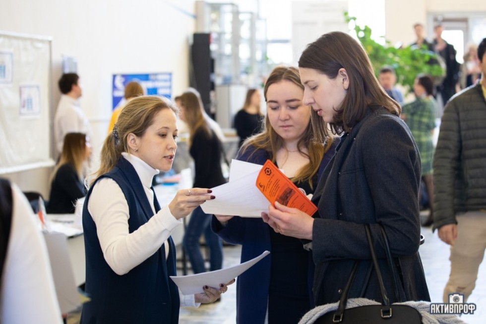 ��� ��� � 