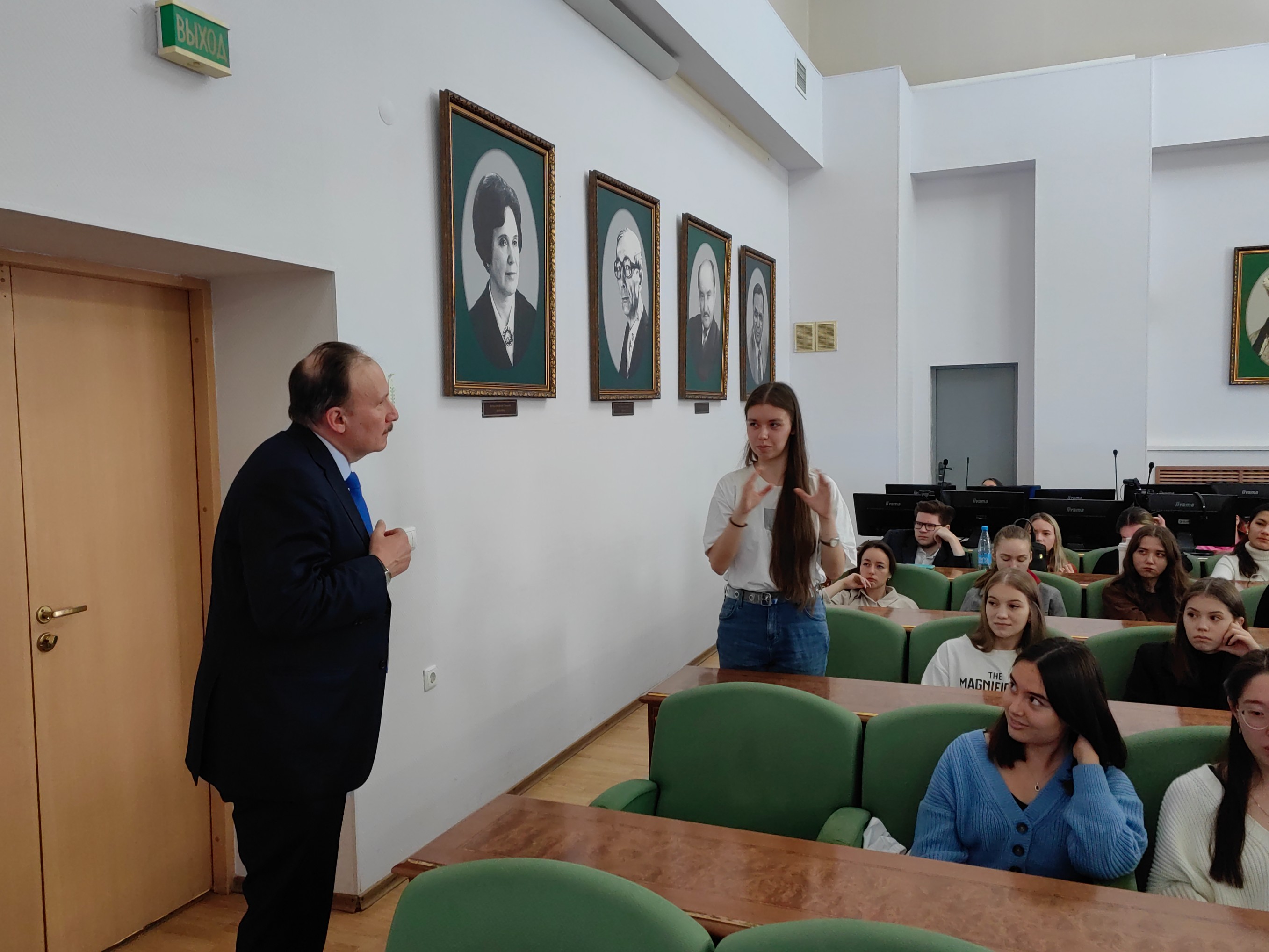 В ИМО прошла открытая лекция по исламскому финансированию В ИМО прошла открытая лекция по исламскому финансированию